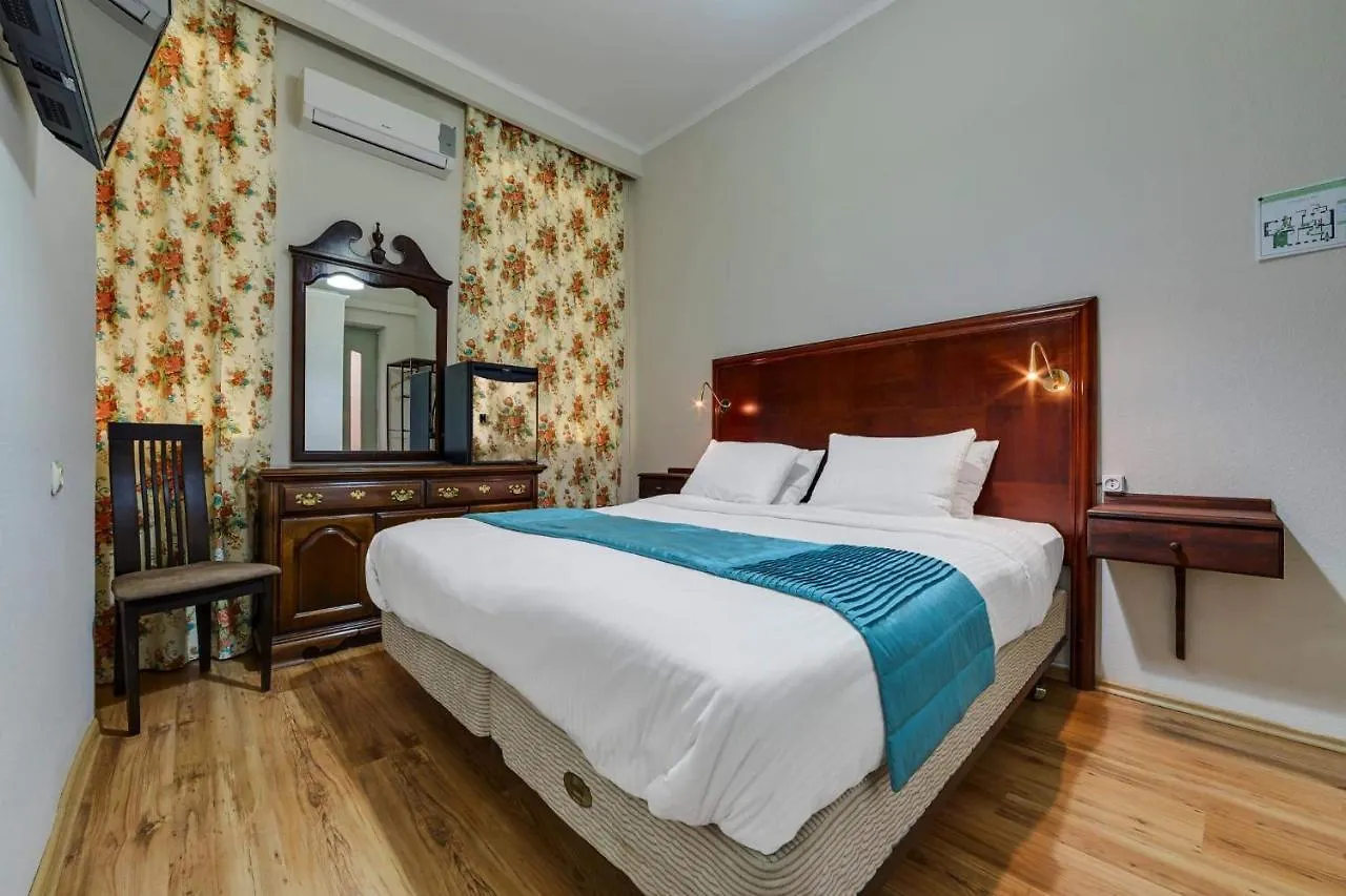 **  House 52 Boutique Hotel ティビリシ グルジア