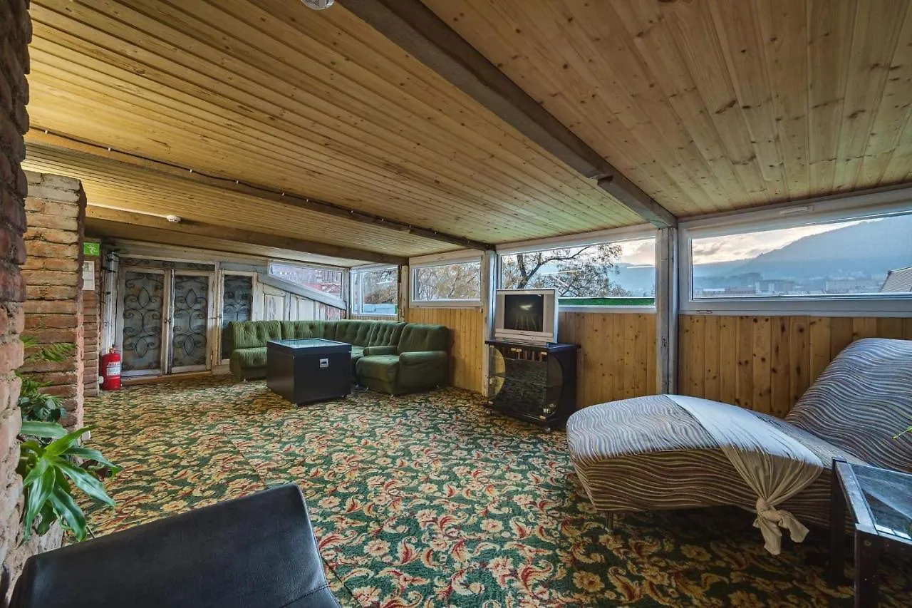 House 52 Boutique Hotel ティビリシ