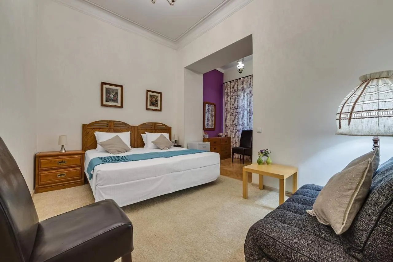 **  House 52 Boutique Hotel ティビリシ グルジア