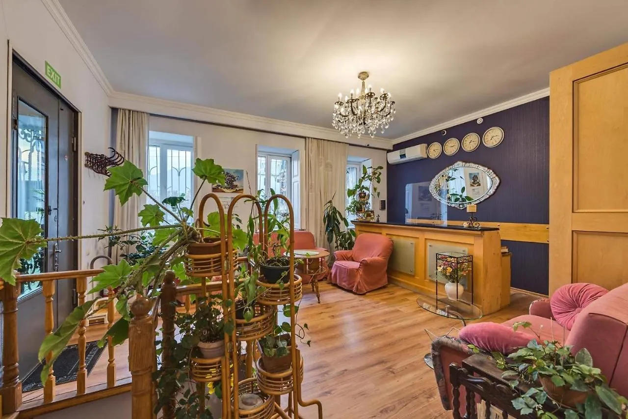 House 52 Boutique Hotel ティビリシ