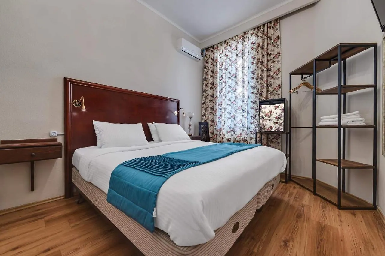 House 52 Boutique Hotel ティビリシ 2*,  グルジア
