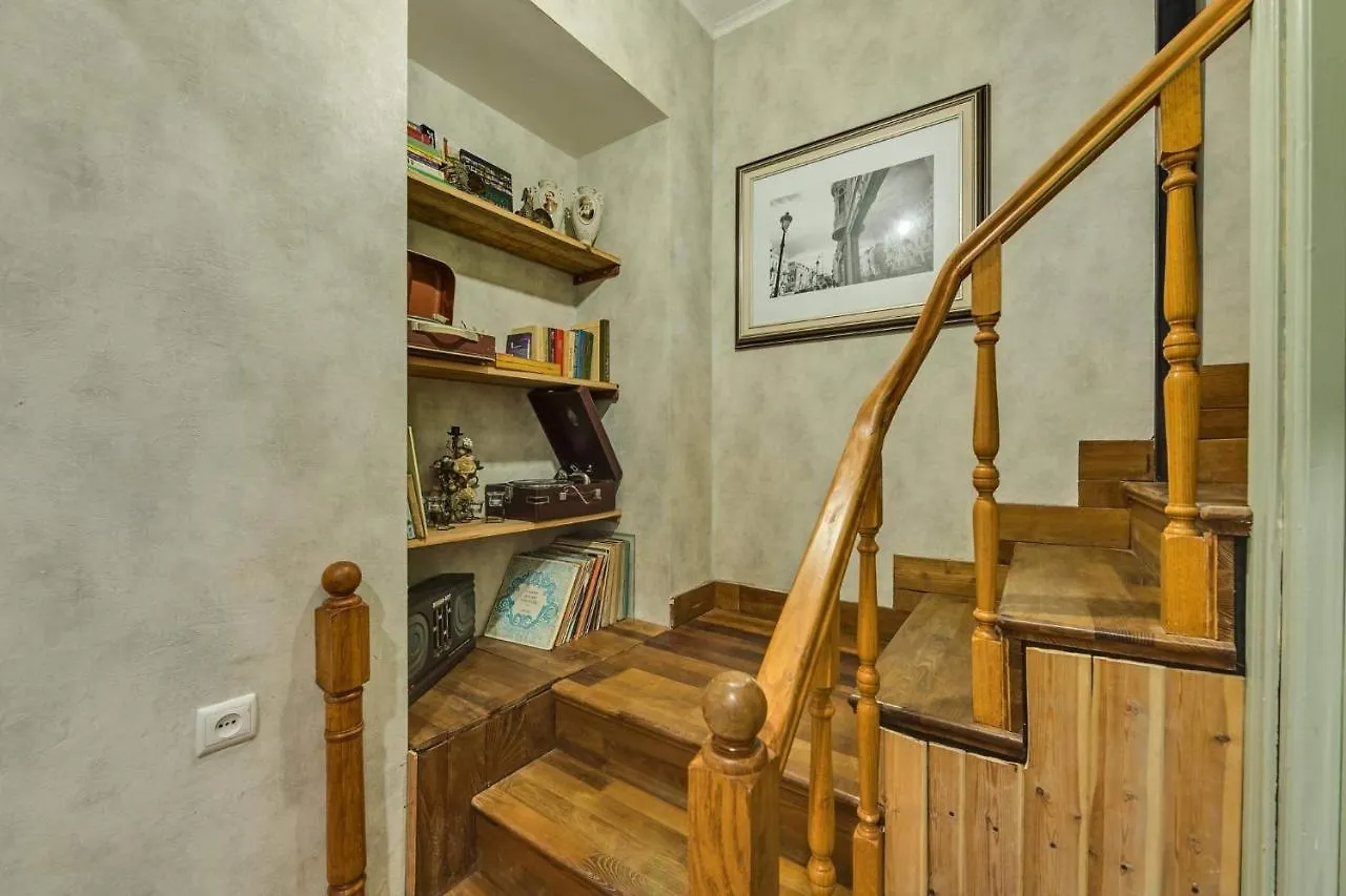 House 52 Boutique Hotel Tbilisi 2*,